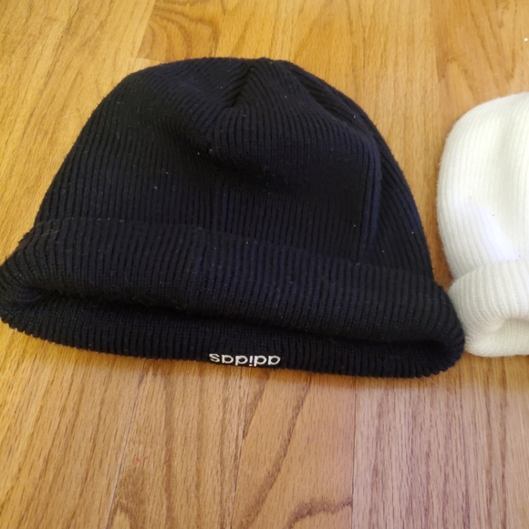 Adidas Beanies - Picture 7 of 12